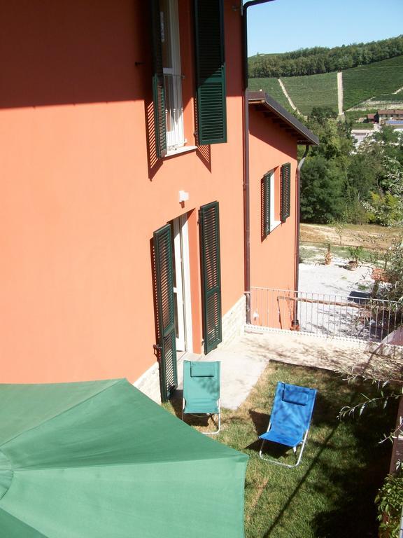 Residenza Albatros Villa Castiglione Falletto Kamer foto