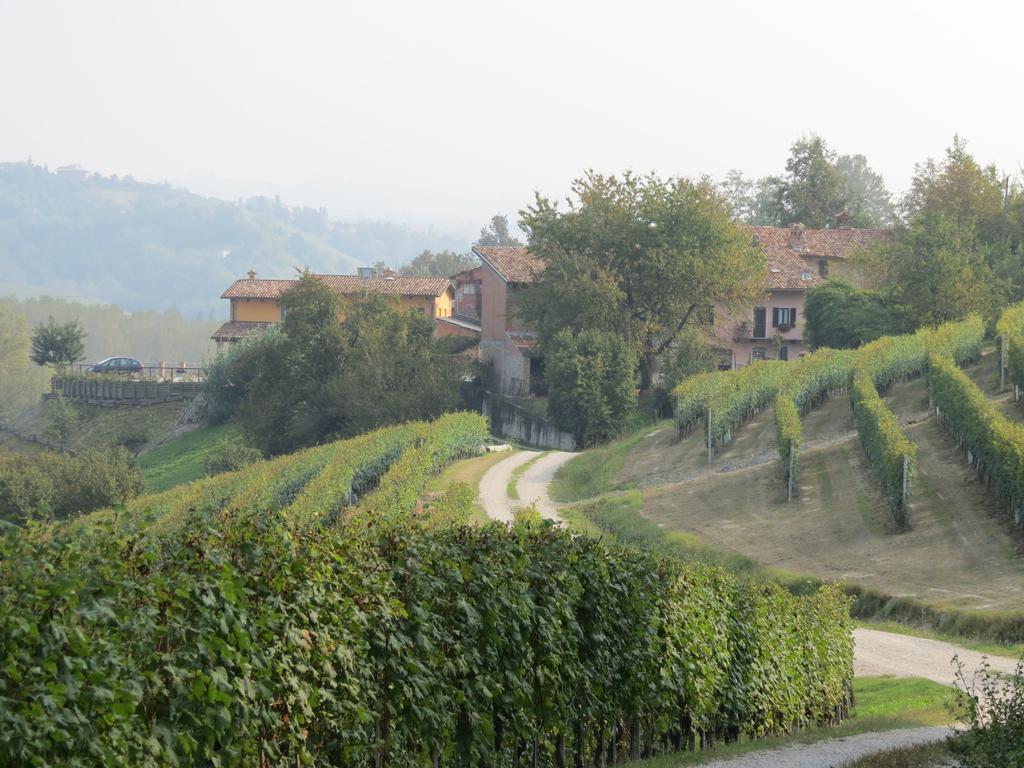 Residenza Albatros Villa Castiglione Falletto Buitenkant foto